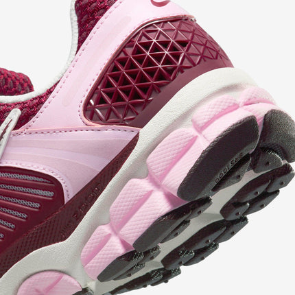 (Women's) Nike Zoom Vomero 5 'Pink Foam / Team Red' (2023) FN7196-663 - SOLE SERIOUSS (7)