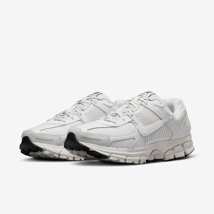 (Women's) Nike Zoom Vomero 5 'White / Vast Grey' (2024) FQ7079-100 - SOLE SERIOUSS (3)