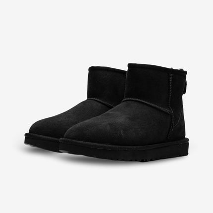 (Women's) UGG Classic Mini II Boot 'Black' (2022) 1016222-BLK - SOLE SERIOUSS (2)