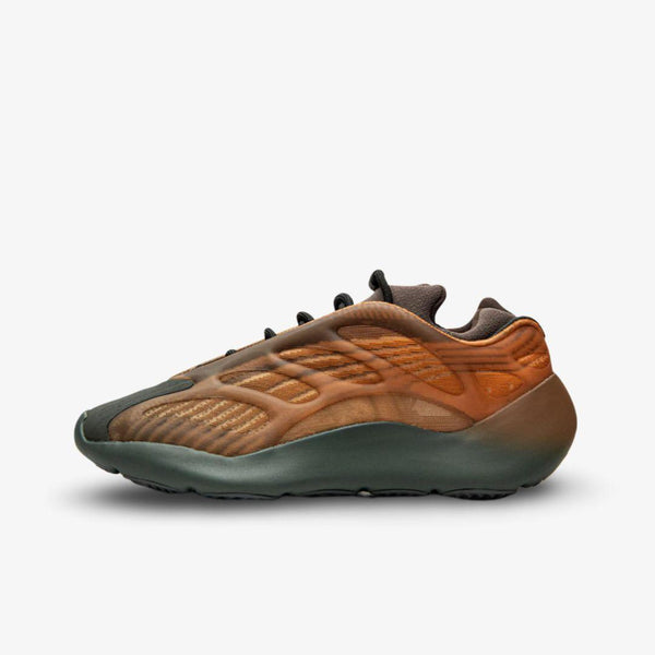 Shop | Mens adidas Yeezy 700 V3 'Copper Fade' 2021 GY4109