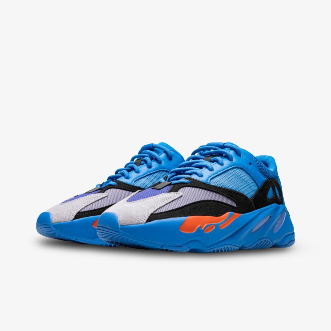 adidas Yeezy Boost 700 'Hi-Res Blue' (2022) adidas Yeezy Boost 700 'Hi-Res Blue' (2022)
