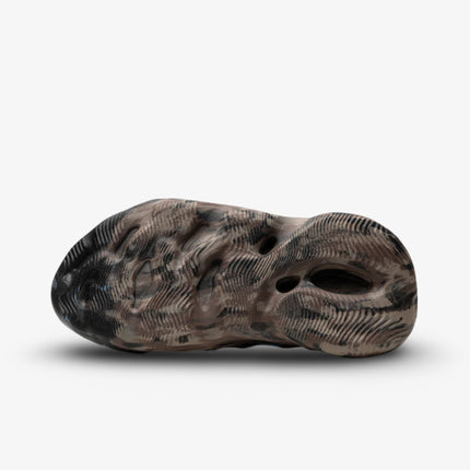 adidas Yeezy Foam Runner 'MX Cinder' (2023) | SOLE SERIOUSS [4]