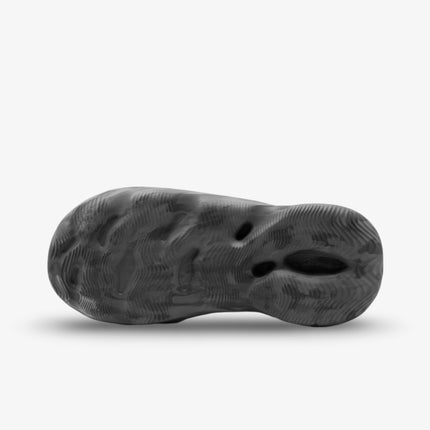 adidas Yeezy Foam Runner 'MX Granite' (2024) | SOLE SERIOUSS [4]