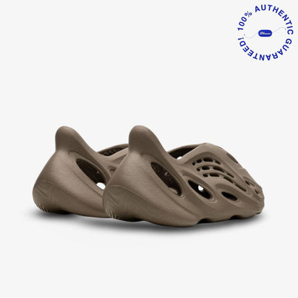 adidas Yeezy Foam Runner 'Stone Taupe' (2023) | SOLE SERIOUSS [3]