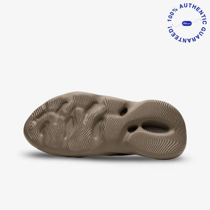 adidas Yeezy Foam Runner 'Stone Taupe' (2023) | SOLE SERIOUSS [4]