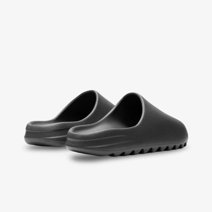 adidas Yeezy Slide 'Dark Onyx' (2024) | SOLE SERIOUSS [3]