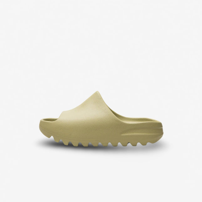 adidas Yeezy Slide 'Resin' (2022) (Kids) | SOLE SERIOUSS [1]