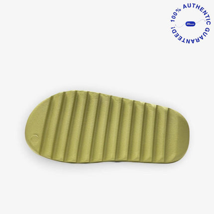 adidas Yeezy Slide 'Resin' (2022) | SOLE SERIOUSS [4]